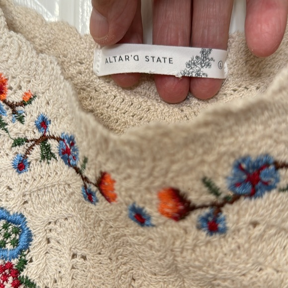 Altar’d State crochet top NWOT - Picture 4 of 7